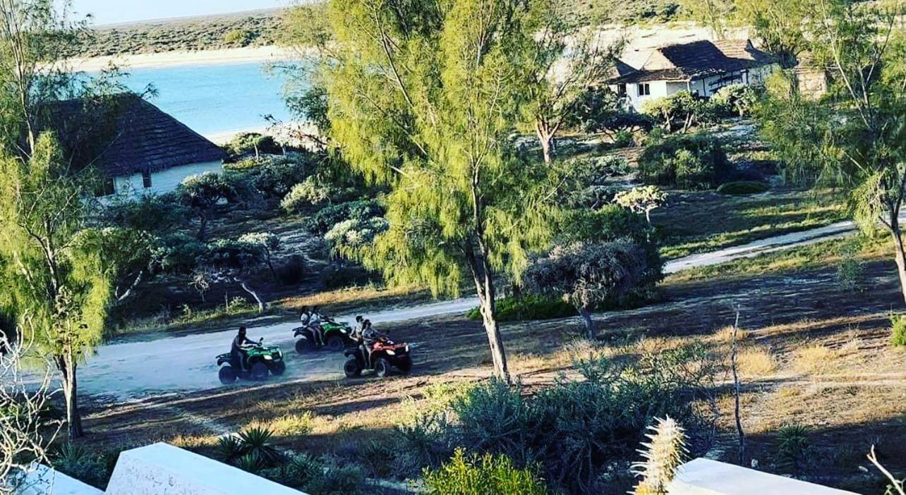 Salary Bay Hotel Tsifota Kültér fotó
